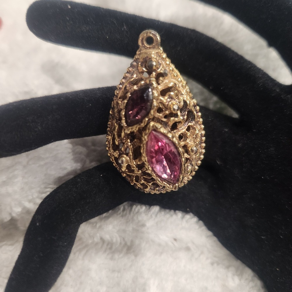 Vintage Gold Tone Filigree Teardrop Pendant Pink Purple Marquise Rhinestone - Picture 2 of 13
